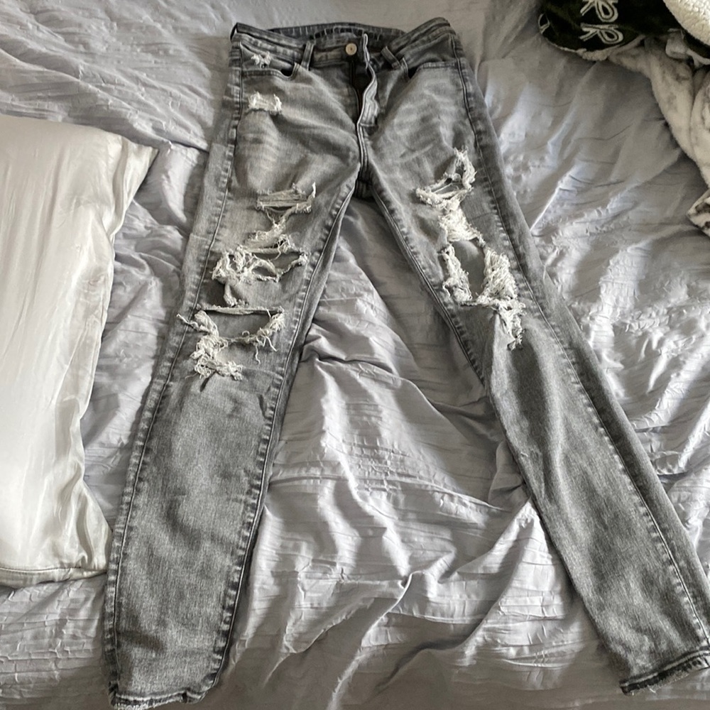 American Eagle Ripped Skinny Jeans